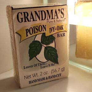 Grandma’s Pure & Natural Poison Ivy & Oak Bar 2 oz Handmade